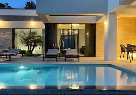 Villa Zora Markovac